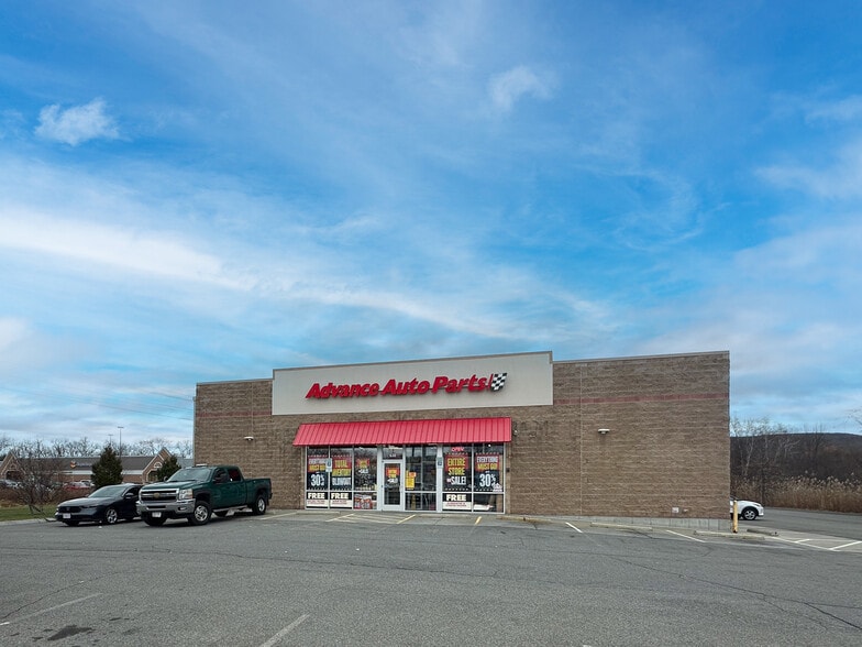 630 Merrill Rd, Pittsfield, MA for sale - Building Photo - Image 2 of 3