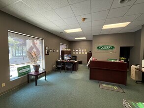 500 Dakota Ave, Wahpeton, ND for lease Interior Photo- Image 1 of 3