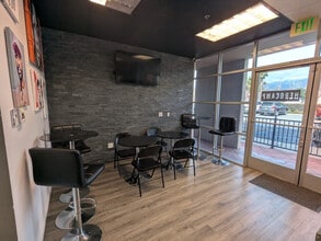 14189 Foothill Blvd, Fontana, CA à louer Photo intérieure- Image 1 de 5