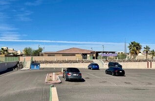 1407 McCulloch Blvd N, Lake Havasu City AZ - Parking Garage