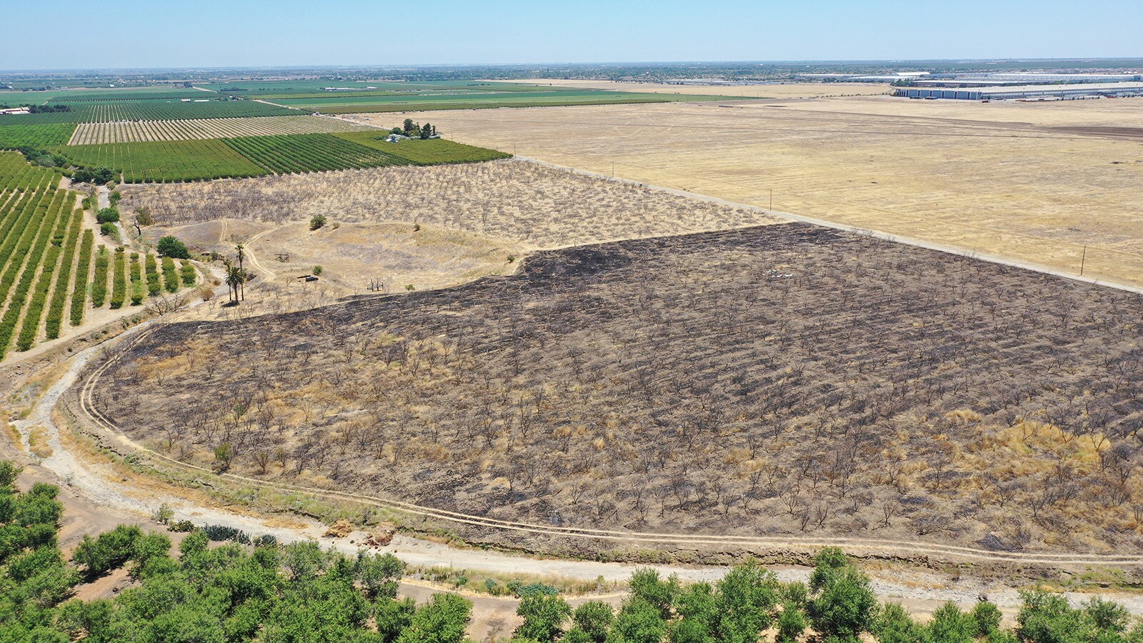 Raines & Zacharias rd, Patterson, CA for sale Primary Photo- Image 1 of 20