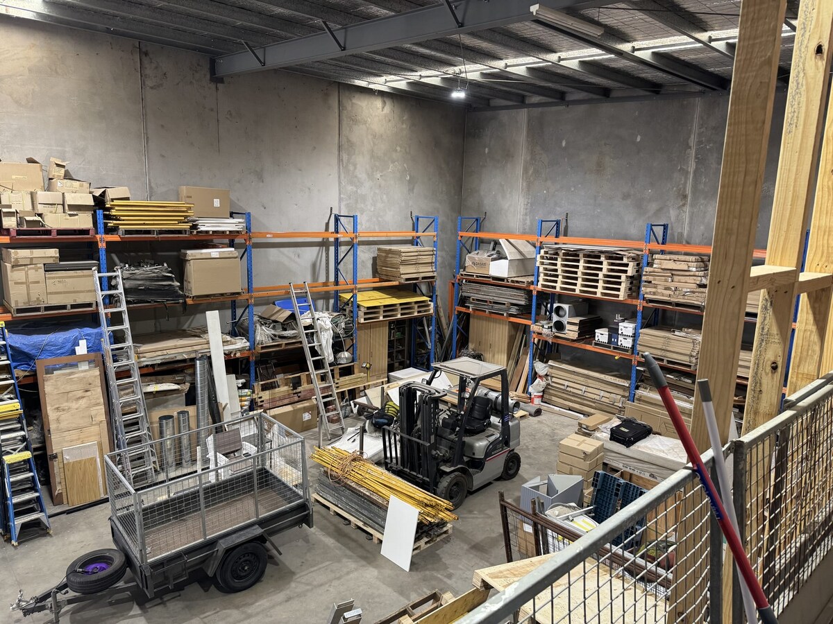 8 Commercial Ct, Tullamarine, VIC 3043 - Unité 6 -  - Photo intérieure - Image 1 of 1