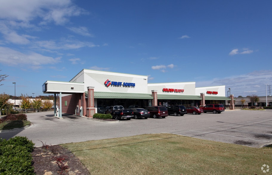 7166-7225 Winchester Rd, Memphis, TN for lease - Primary Photo - Image 1 of 7