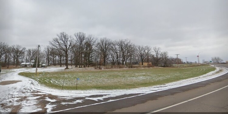 17291 Henriette Rd, Pine City, MN for sale - Primary Photo - Image 1 of 2