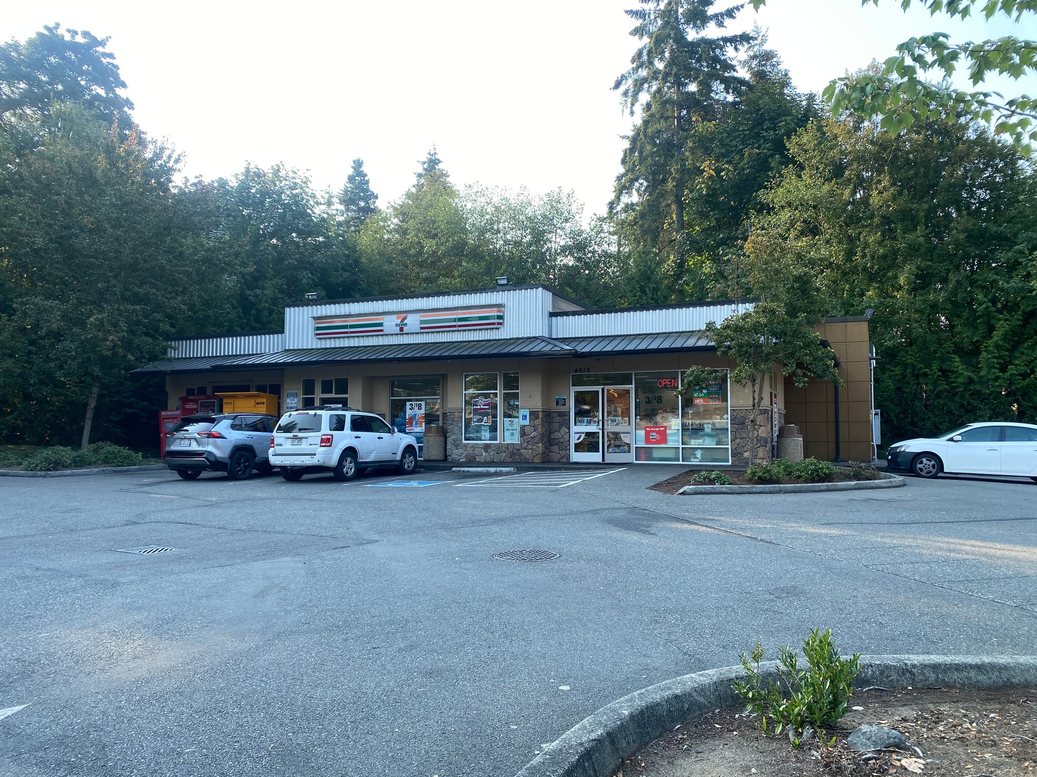 4627 SW 320th St, Federal Way, WA for lease Building Photo- Image 1 of 2