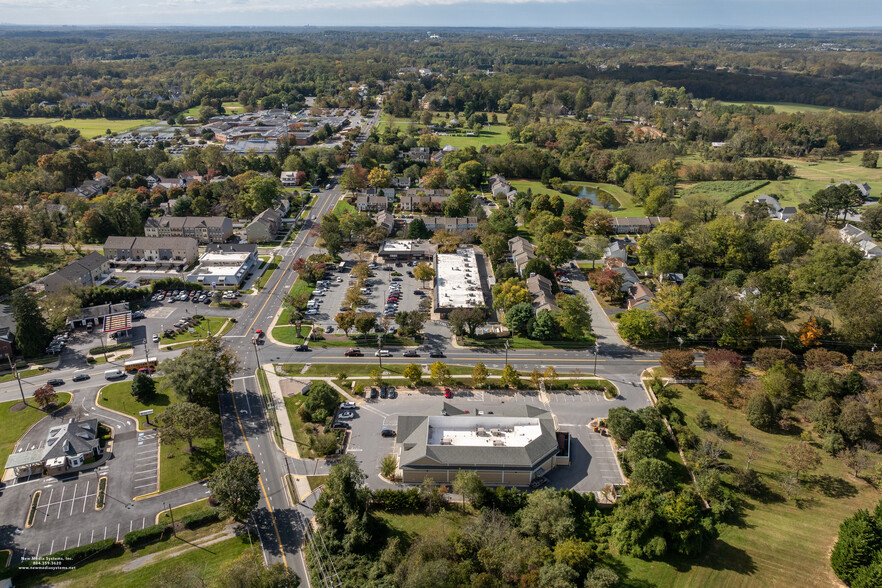 2 Ashton Rd, Ashton, MD à vendre - Photo du bâtiment - Image 3 de 4