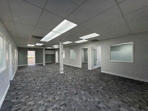 5 Financial Plz, Napa, CA à louer Photo intérieure- Image 2 de 5