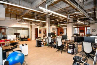 523 W 6th St, Los Angeles, CA for lease Interior Photo- Image 2 of 9