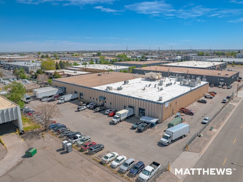 6225 E 38th Ave, Denver, CO à vendre - Photo du bâtiment - Image 1 de 8