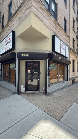 109 Audubon Ave, New York, NY à louer - Vidéo sur l’inscription commerciale - Image 2 de 5