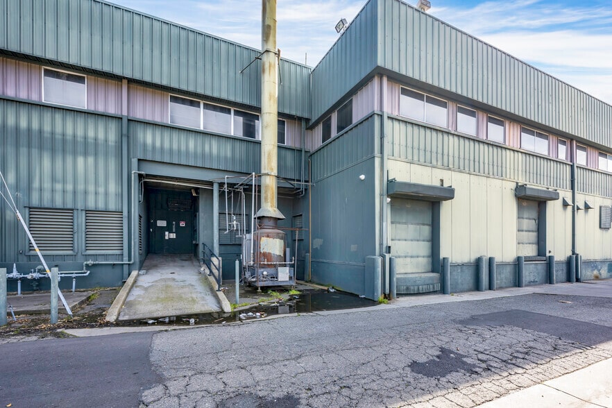 1109 Chestnut St, Marysville, CA for lease - Building Photo - Image 3 of 6