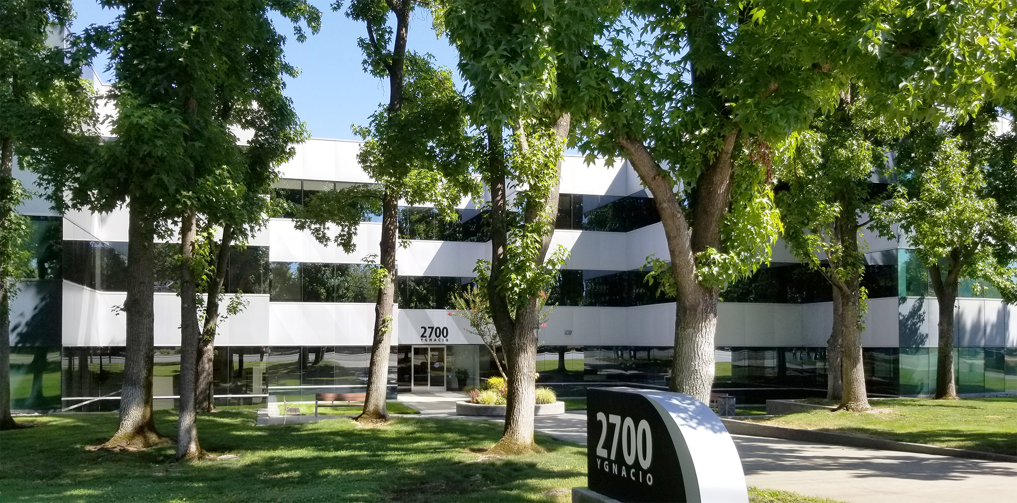 2700 Ygnacio Valley Rd, Walnut Creek, CA à louer Photo du bâtiment- Image 1 de 12