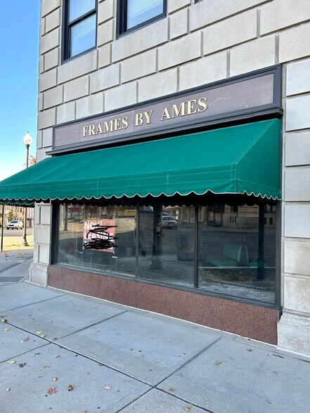 4 Market St, Lockport, NY for lease - Building Photo - Image 2 of 20