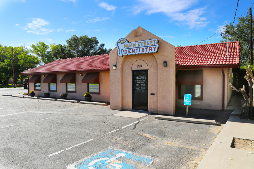 705 Main St SW, Los Lunas, NM for sale - Building Photo - Image 1 of 1