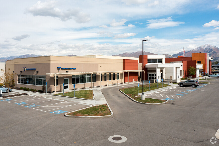 3702 S State St, South Salt Lake, UT for lease - Building Photo - Image 2 of 4