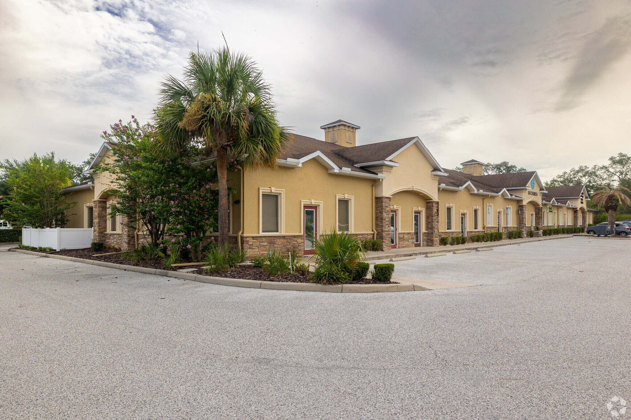 32 Seven Hills Dr, Spring Hill, FL à louer Photo principale- Image 1 de 7