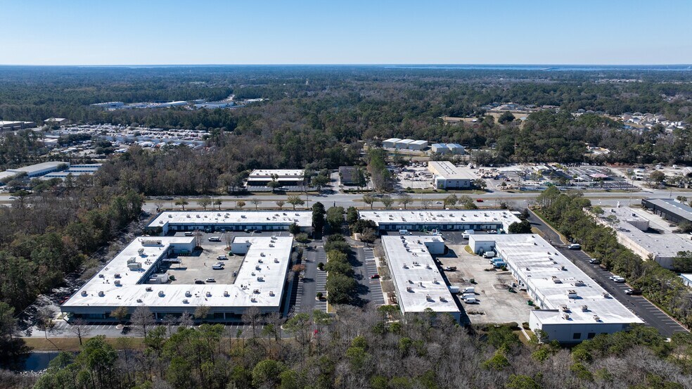 9143 Philips Hwy, Jacksonville, FL à louer - Photo du bâtiment - Image 3 de 21