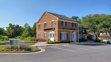 731 Walker Rd, Great Falls, VA à louer Photo du bâtiment- Image 1 de 8