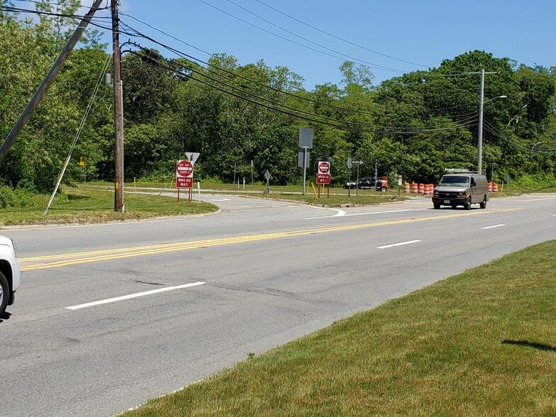 8 Nells Way, Orleans, MA for lease - Building Photo - Image 2 of 21