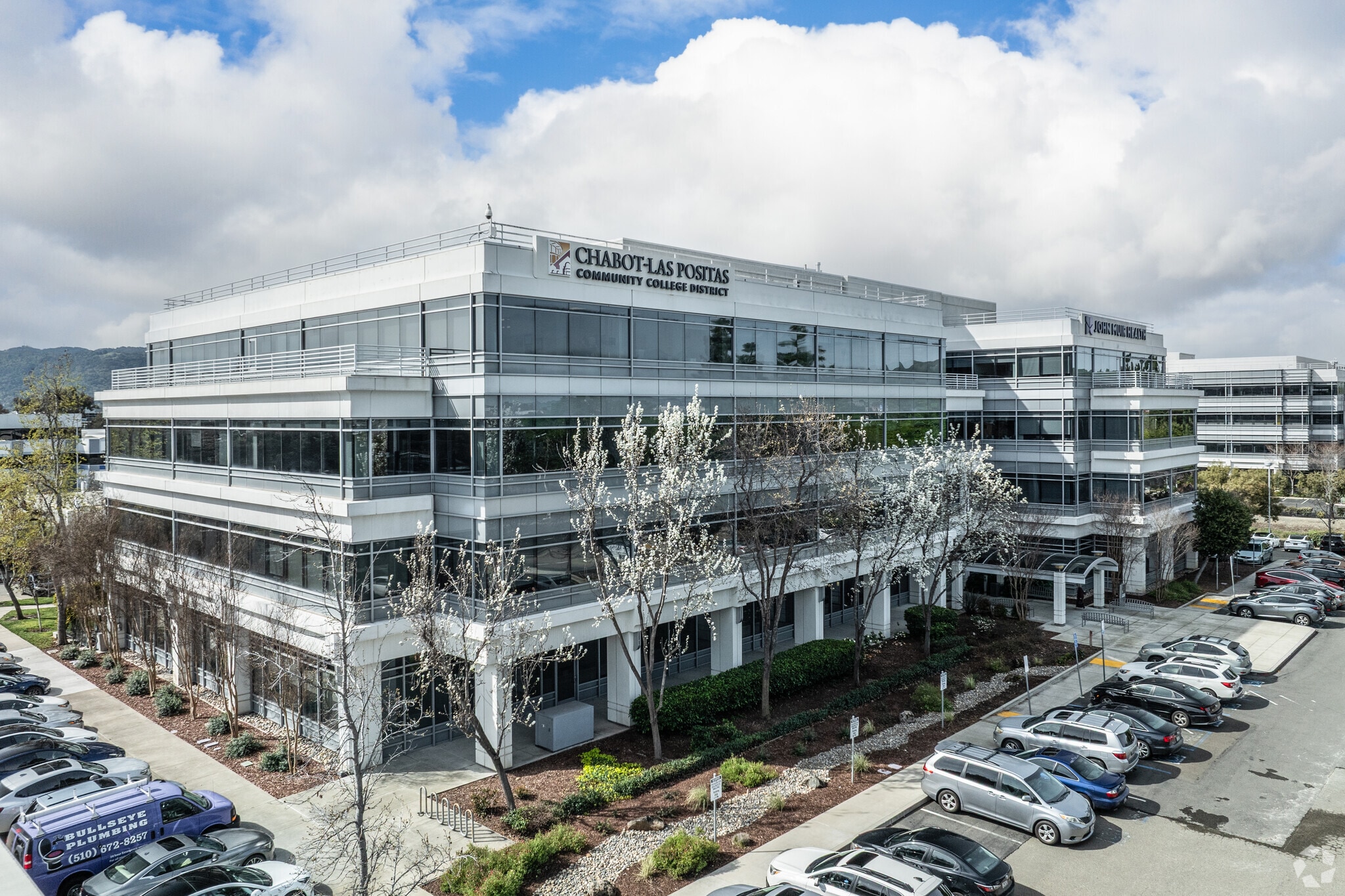 5860 Owens Dr, Pleasanton, CA for lease Primary Photo- Image 1 of 25