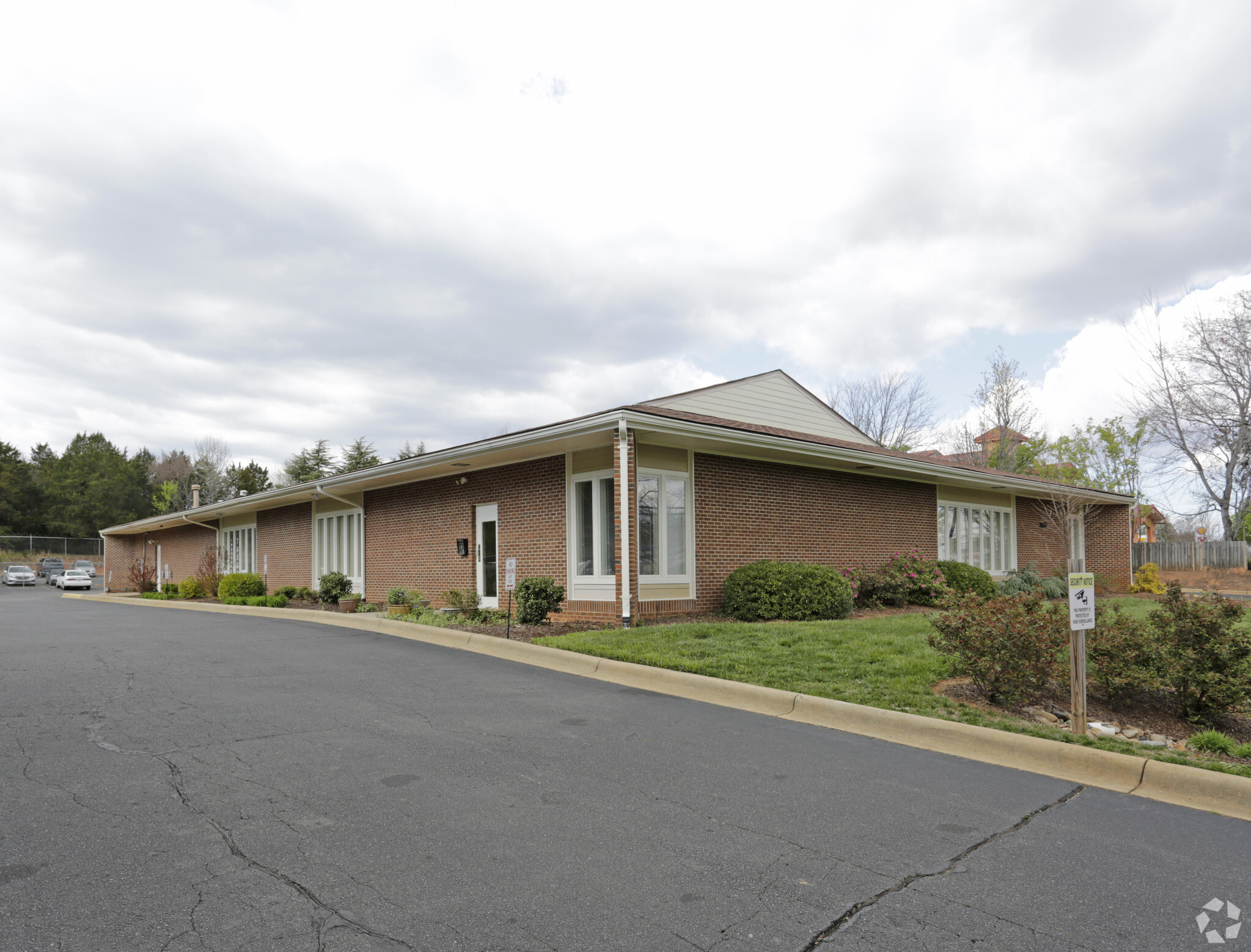 7950 Nations Ford Rd, Charlotte, NC à vendre Photo principale- Image 1 de 1