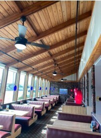 660 N Cedar St, Mason, MI à vendre - Photo intérieure - Image 2 de 8