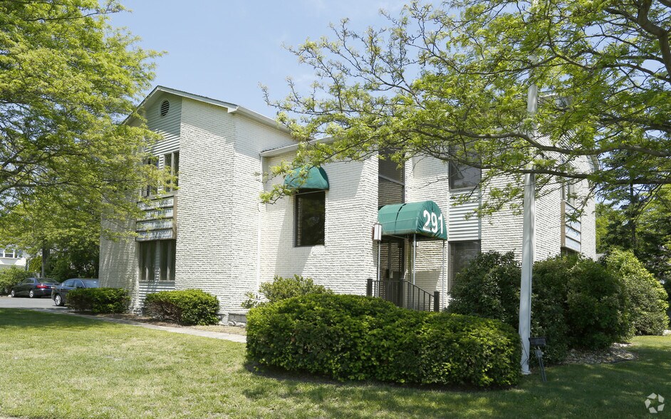 291 Herbertsville Rd, Brick, NJ à louer - Photo principale - Image 1 de 28