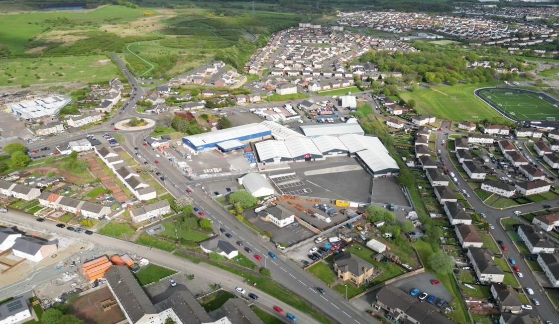 8 Watt St, Airdrie for lease Building Photo- Image 1 of 10