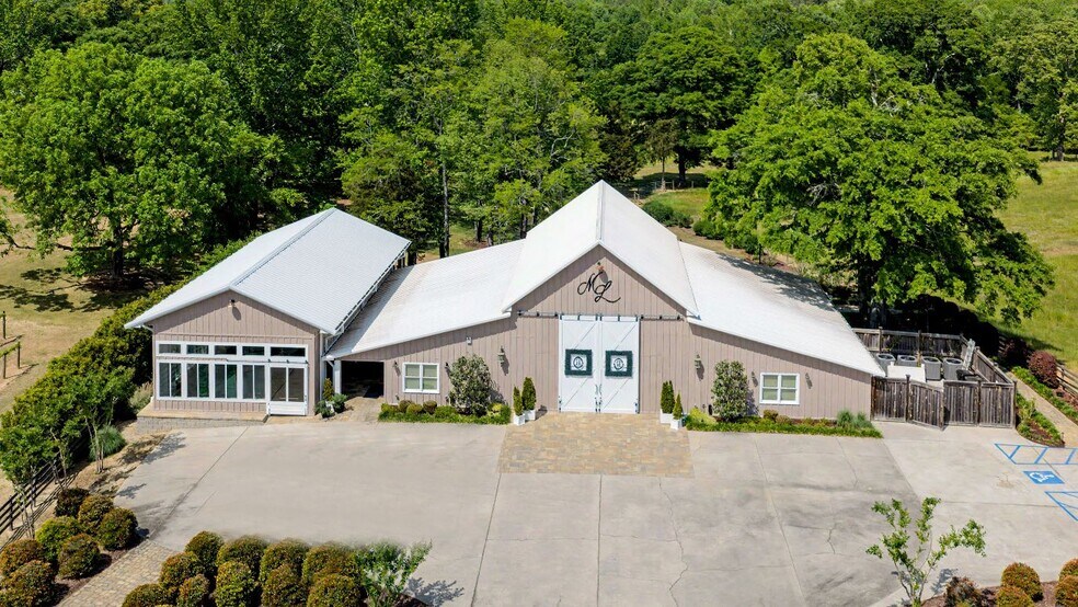 525 Murphy Rd, Newnan, GA à vendre - Photo du bâtiment - Image 3 de 9