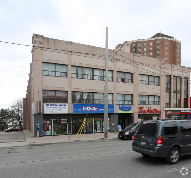 1801 Eglinton Ave W, Toronto, ON à louer - Photo du bâtiment - Image 2 de 2