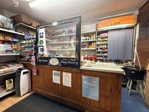 6 High St, Toft à louer Photo du bâtiment- Image 1 de 10