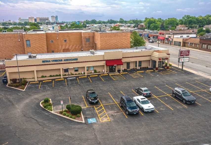 4932-5000 W 95th St, Oak Lawn, IL for lease - Building Photo - Image 3 of 6