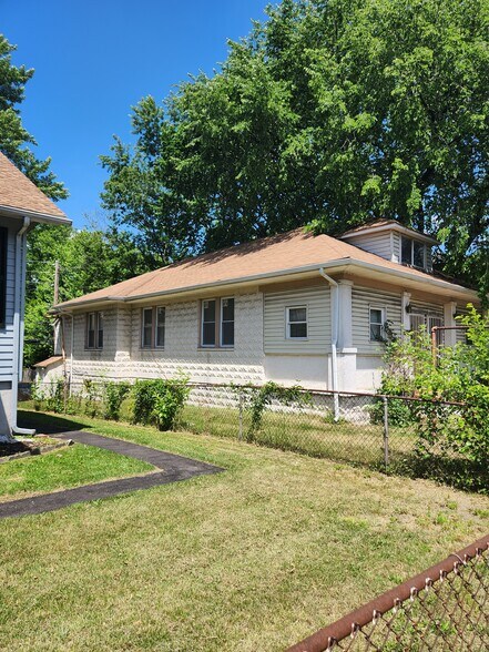 4404 Ritchie Hwy, Baltimore, MD à vendre - Photo du bâtiment - Image 2 de 3