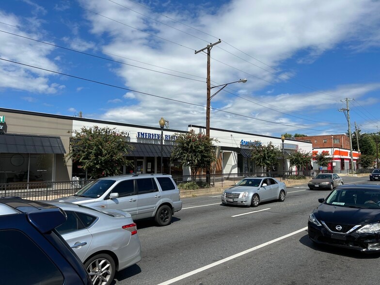 2906-3118 Hamilton St, Hyattsville, MD for lease - Building Photo - Image 2 of 3