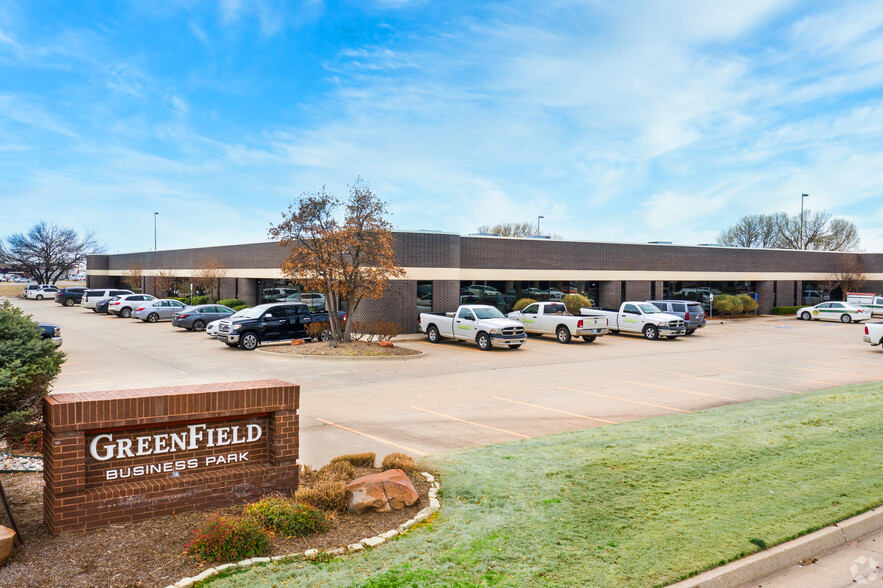 6100 NW 2nd St, Oklahoma City, OK for lease - Building Photo - Image 1 of 10