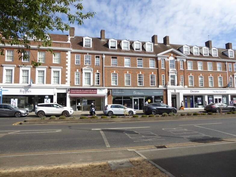 22-24 New Zealand Ave, Walton On Thames for lease - Building Photo - Image 3 of 3