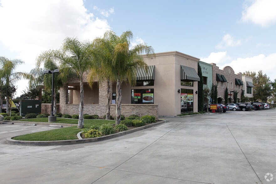 3595 Van Buren Blvd, Riverside, CA à louer - Photo du bâtiment - Image 2 de 6