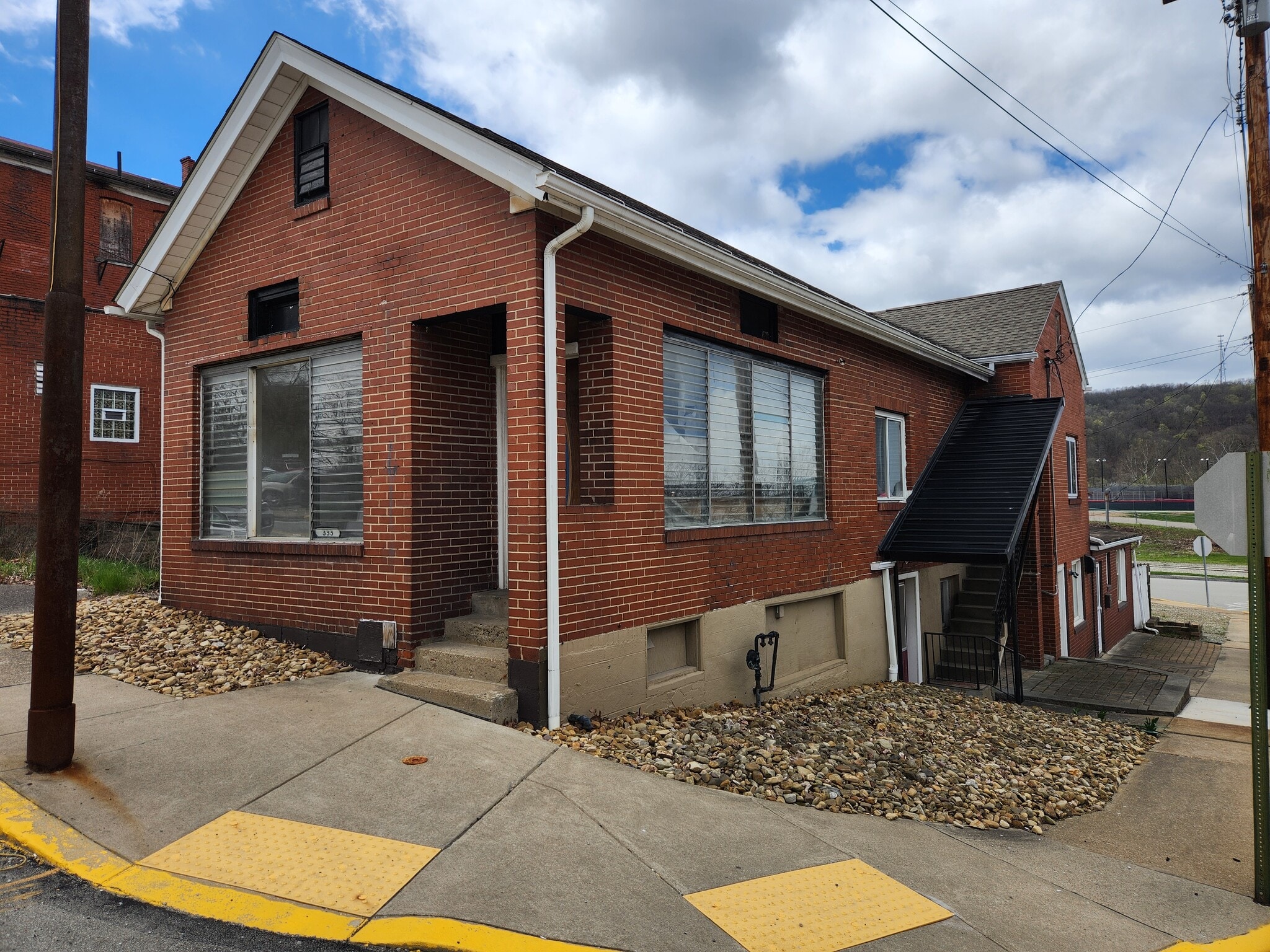 333 Brinton ave, Trafford, PA for lease Primary Photo- Image 1 of 21