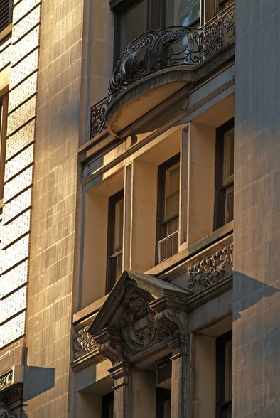 18-23 W 20th St, New York, NY à louer - Photo du bâtiment - Image 3 de 12