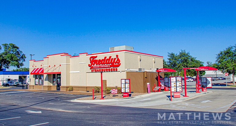 2670 Creighton Rd, Pensacola, FL à louer Photo principale- Image 1 de 5