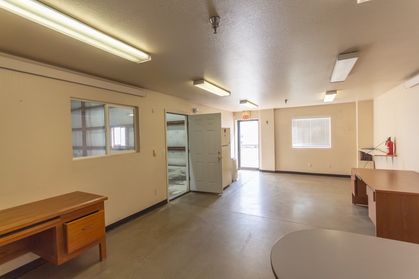 546 8th St SE, Loveland, CO for lease - Building Photo - Image 2 of 38