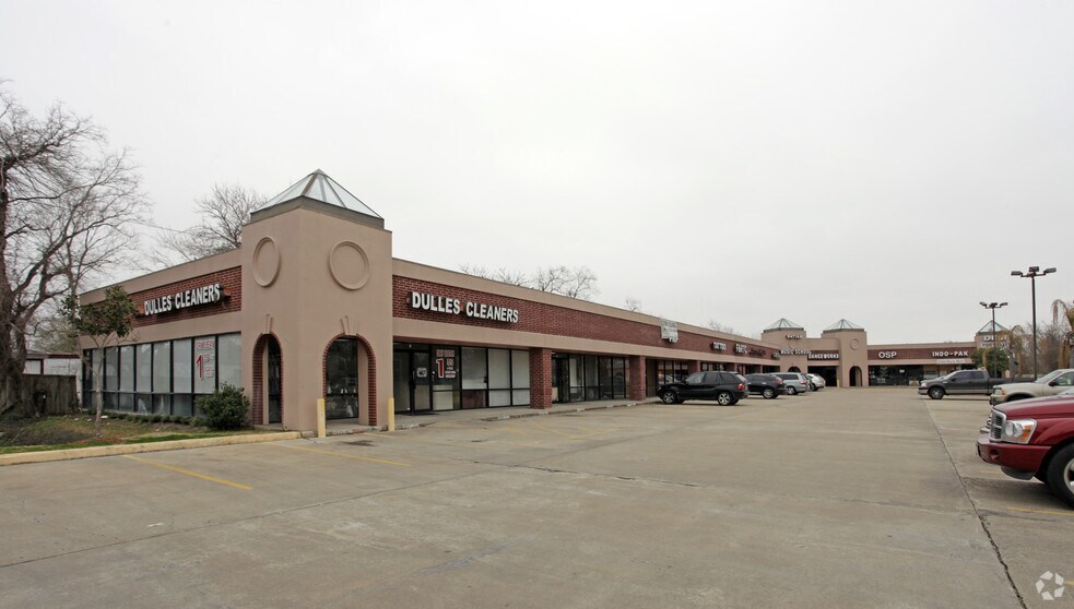 867 Dulles Ave, Stafford, TX à louer - Photo principale - Image 1 de 13