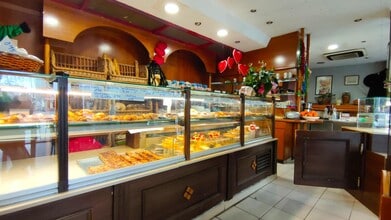 Retail in Rubí, Barcelona for lease Interior Photo- Image 2 of 14