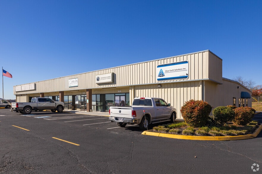 5911-5921 Rutledge Pike, Knoxville, TN à vendre - Photo principale - Image 1 de 24