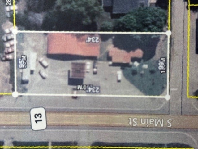 269 S Main St, Lobelville, TN à vendre - Photo du bâtiment - Image 2 de 15