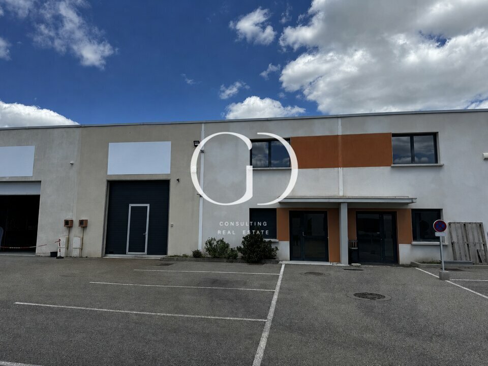 5 Avenue Lionel Terray, Meyzieu for sale Building Photo- Image 1 of 14