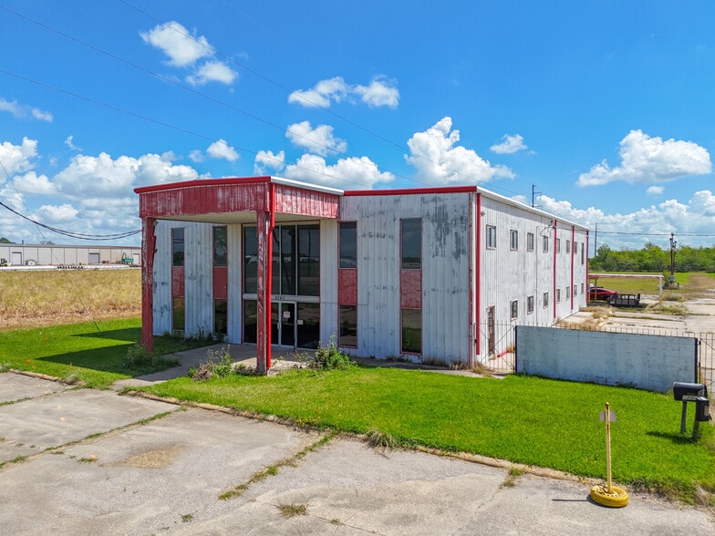 3703 S Lewis St, New Iberia, LA for sale - Primary Photo - Image 1 of 20