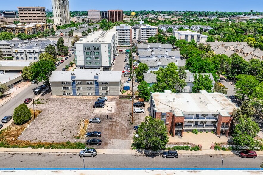 970 S Dexter St, Denver, CO à vendre - Photo du bâtiment - Image 2 de 4
