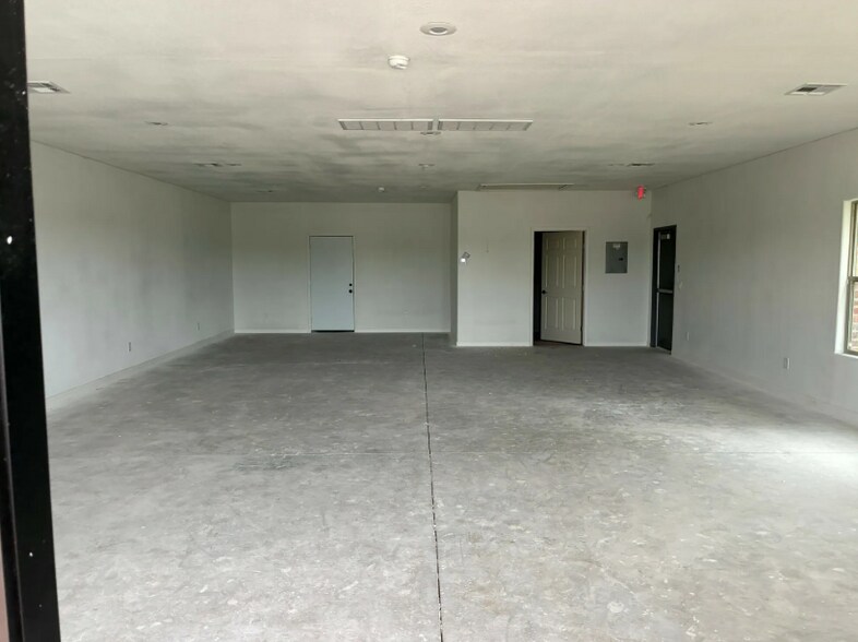 14800 S Western Ave, Oklahoma City, OK à louer - Photo intérieure - Image 3 de 8