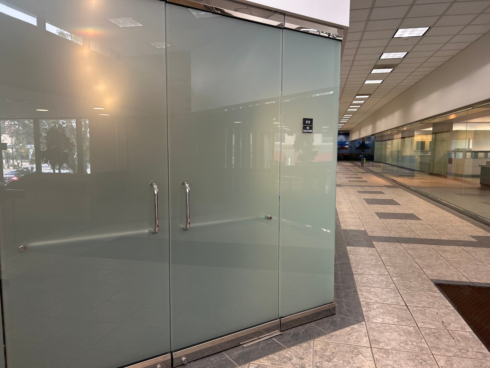 8001 Lincoln Ave, Skokie, IL for lease Building Photo- Image 1 of 10